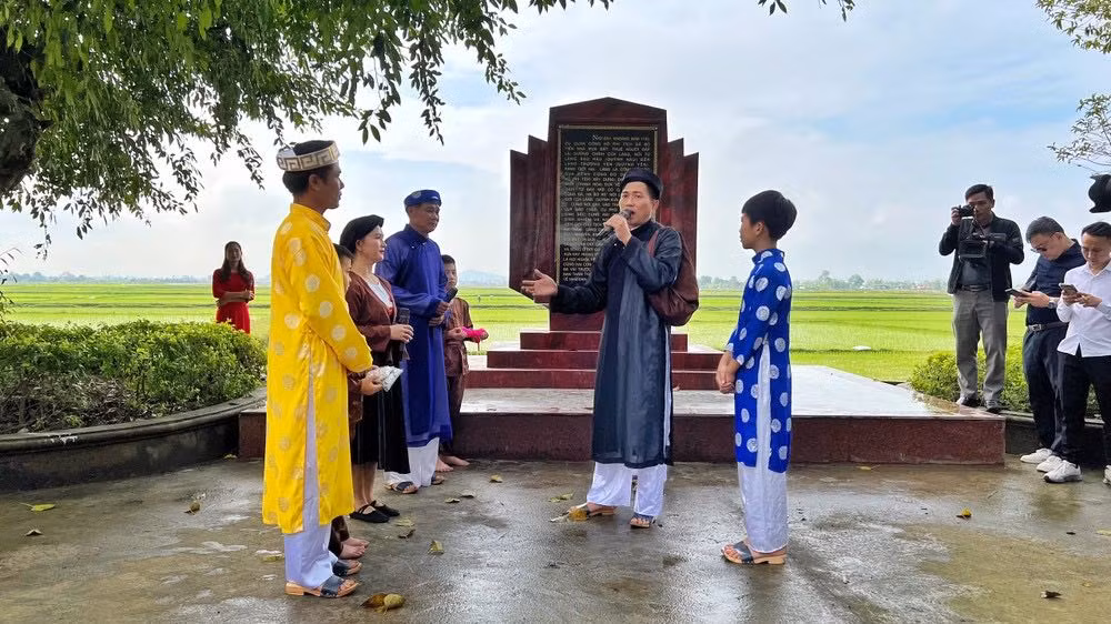 Nearly 200 businesses join hands to promote tourism in north-central region ảnh 3