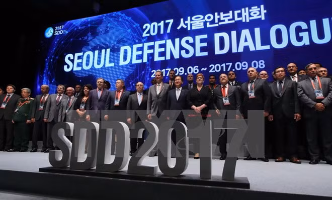 Deputy Defence Minister’s RoK visit helps bolster defence ties ảnh 1