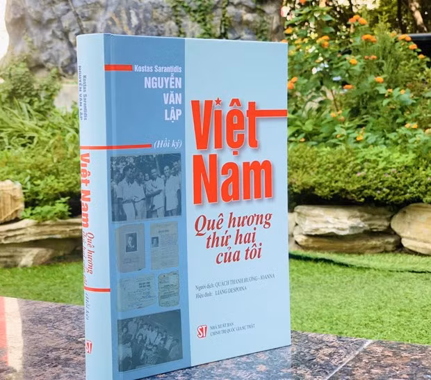 Book by Greek hero of Vietnam People’s Armed Forces introduced ảnh 1