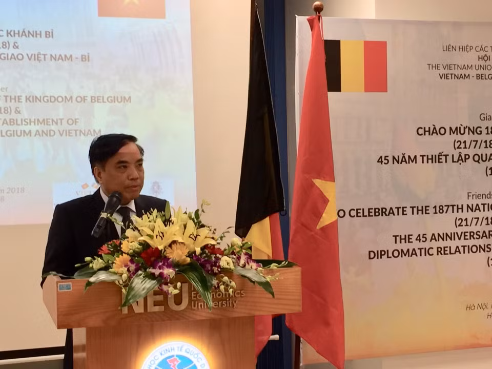 Exchange celebrates 45 years of Vietnam-Belgium relations ảnh 1