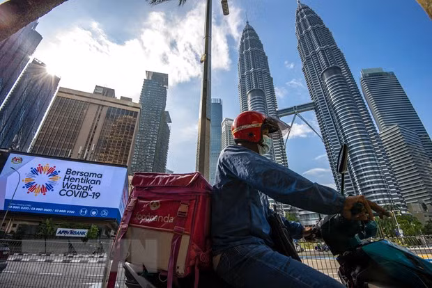 WB lowers Malaysia’s 2021 growth projection to 4.5 percent ảnh 1
