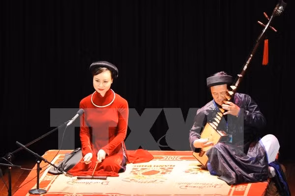 Hanoi expedites Ca Tru singing preservation ảnh 1