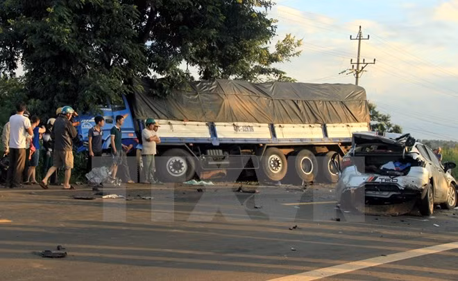 Black boxes help cut traffic violations ảnh 1 Black boxes help cut traffic violations ảnh 1