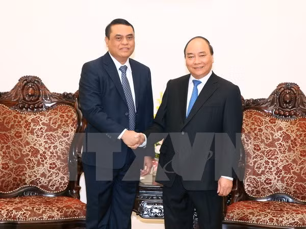 PM suggests reinforced security links with Indonesia ảnh 1
