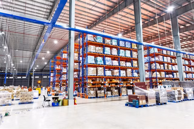 E-commerce industry seeks to leverage logistics growth ảnh 1