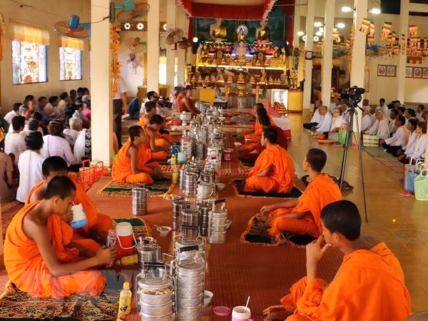 Activities held to celebrate Khmer’s Chol Chnam Thmay festival ảnh 1