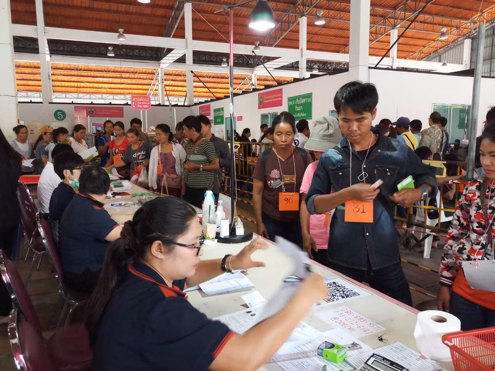 Thailand: One stop service centres for migrant workers open ảnh 1