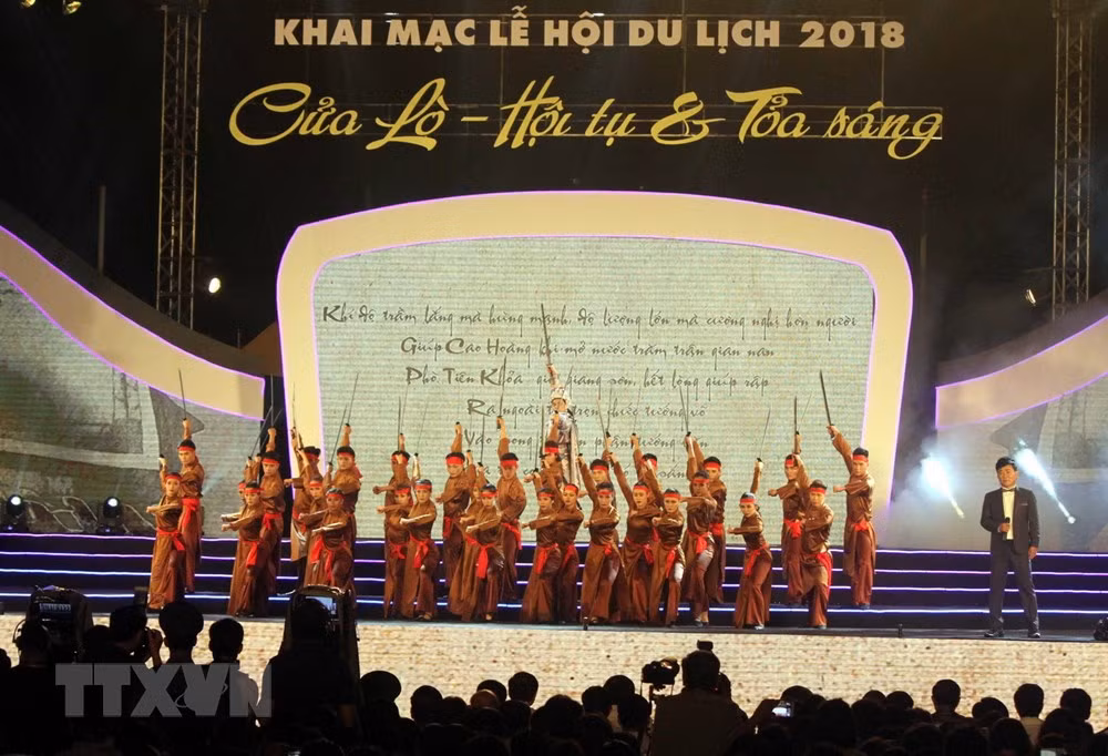 Cua Lo tourism festival kicks off in Nghe An province ảnh 1
