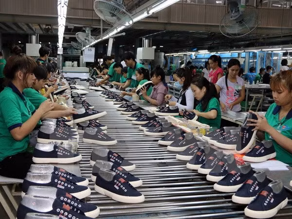 Binh Duong lures 386 mln USD in first two months ảnh 1
