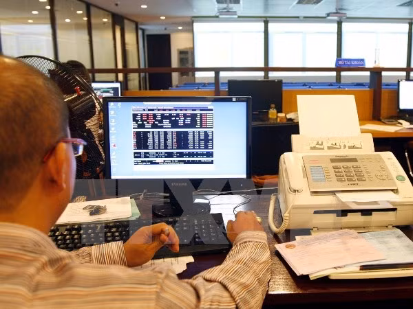 HNX offloads 1.26 billion USD of gov’t bonds in February ảnh 1
