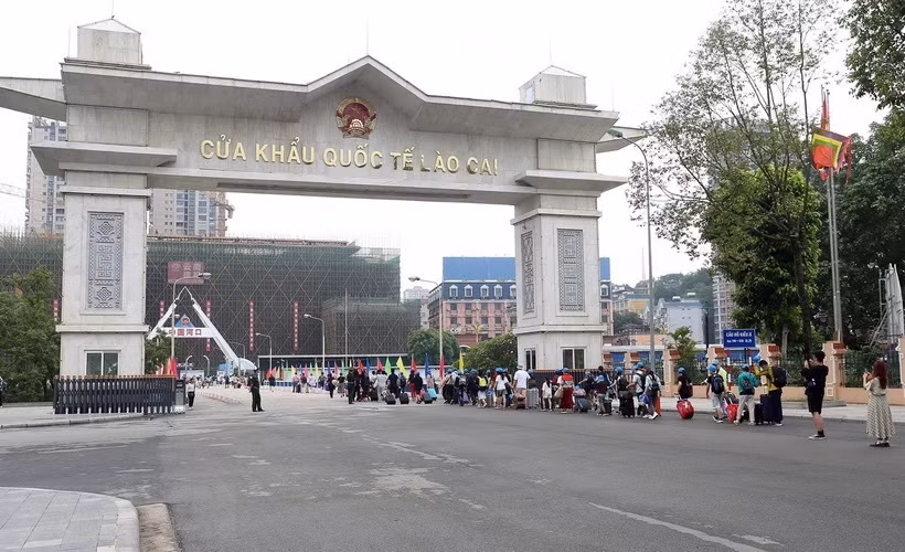 Gejiu - Sa Pa irregular passenger transport route resumed ảnh 1