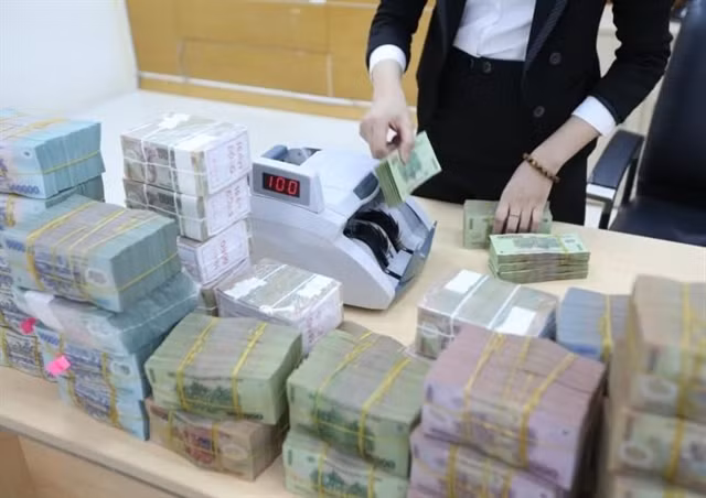 MoF to submit solutions to strengthen bond market ảnh 1