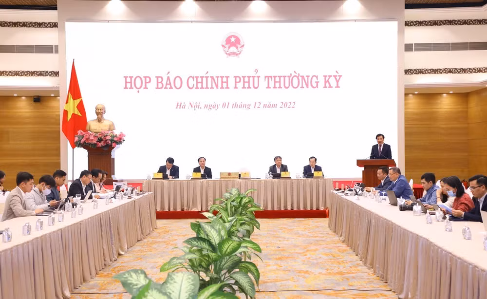 Businesses urged to utilise resources to fulfill bond commitments ảnh 1