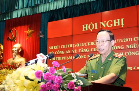Ministry steps up fighting acts against law enforcement officers ảnh 1