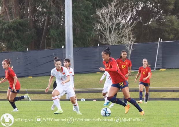 Women’s football: Vietnam lose 0-9 to Spain in friendly ảnh 2