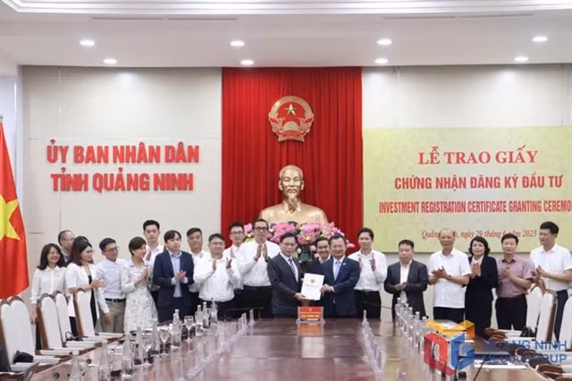 Foxconn invests 246 mln USD in two new projects in Vietnam ảnh 1
