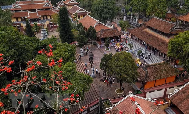 A trip to Huong Son landscape complex - the land of Buddha ảnh 4