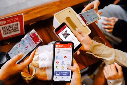 Over 77% of Vietnamese adults have payment accounts ảnh 1