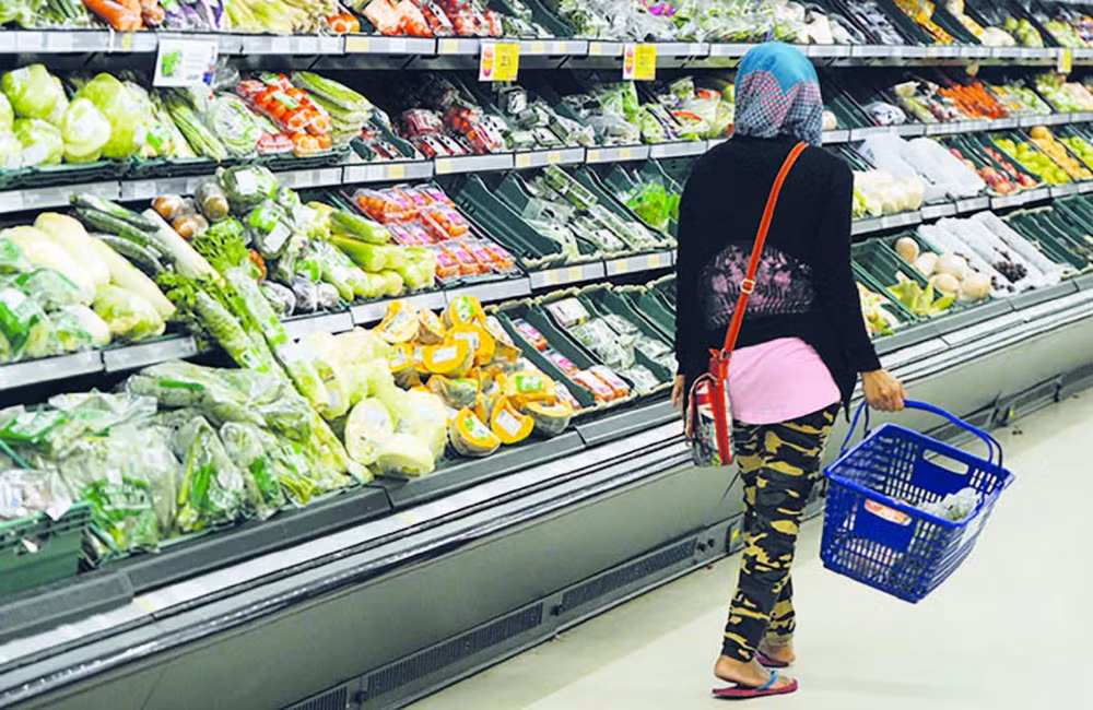 Malaysia’s inflation rises due to increased food, fuel prices in 2021 ảnh 1
