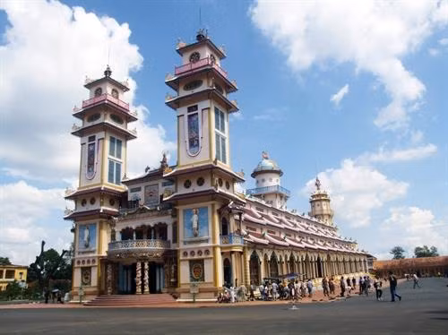 Tay Ninh province promotes culture, trade, tourism in Hanoi ảnh 1