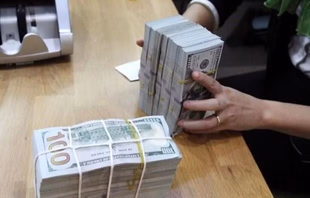 Reference exchange rate up on September 17 ảnh 1