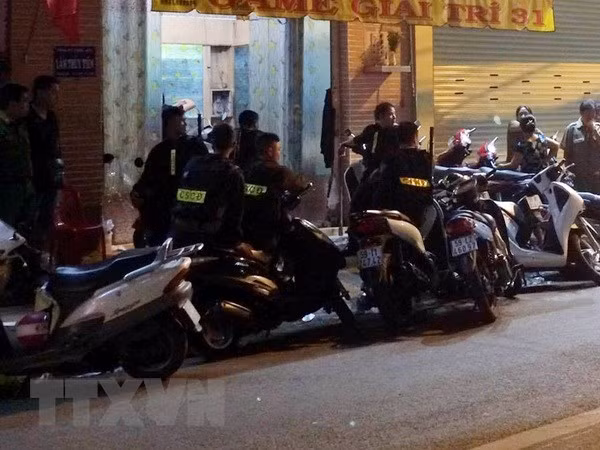 HCM City police deal with 310 extremists ảnh 1