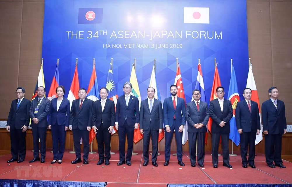 34th ASEAN-Japan Forum held in Hanoi ảnh 1 34th ASEAN-Japan Forum held in Hanoi ảnh 1