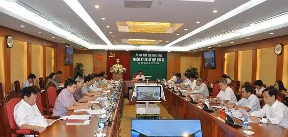Disciplinary measures against senior officials issued ảnh 1