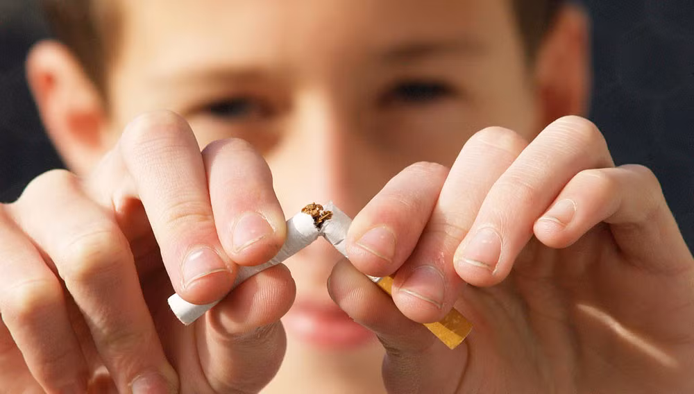 Indonesia’s ban on online cigarette ad receives praises ảnh 1