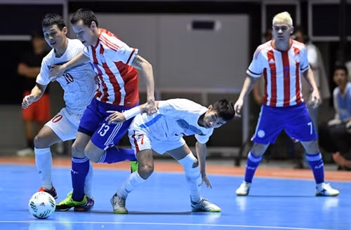 Paraguay beat Vietnam in World Cup Futsal ảnh 1