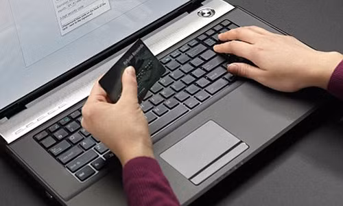 Banks call for customers’ caution against cyber attacks ảnh 1 Banks call for customers’ caution against cyber attacks ảnh 1