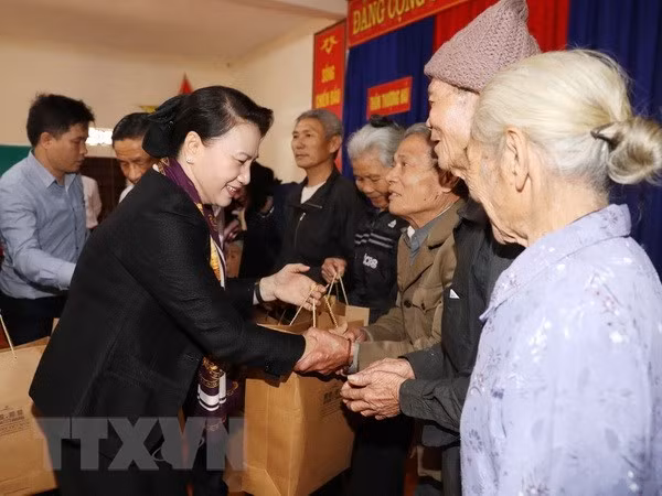 NA Chairwoman pays pre-Tet visit to Ha Tinh province ảnh 1