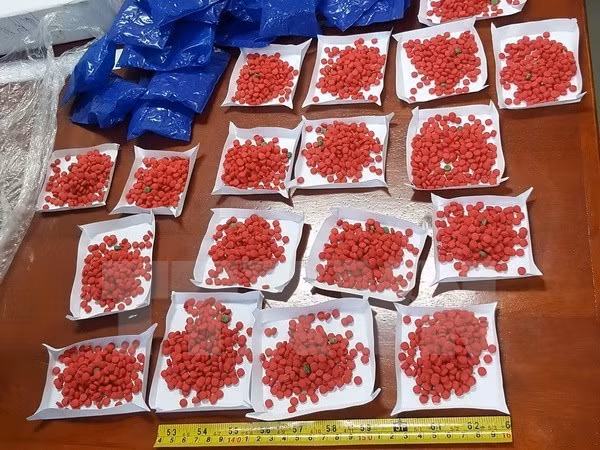 Drug traffickers sentenced to death, life imprisonment ảnh 1