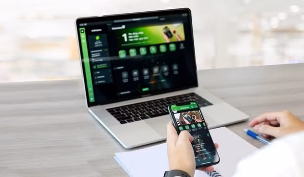 COVID-19 pushes banks to develop online payment ảnh 2