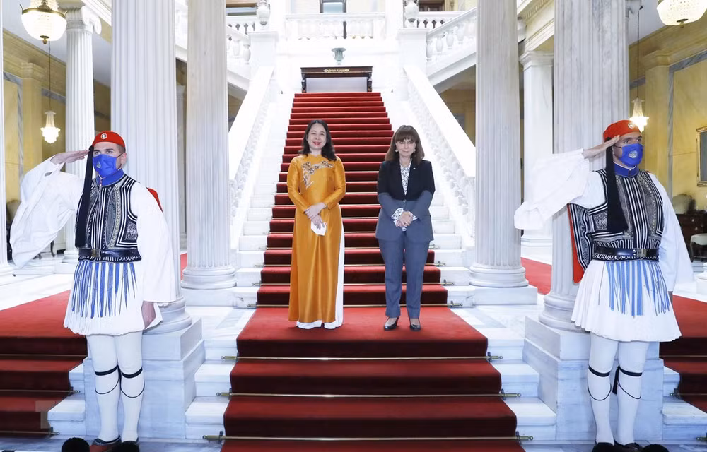 Vietnamese Vice President pays official visit to Greece ảnh 1