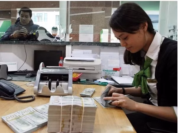 Vietnam’s 2024 GDP growth forecast at 6.7%: Standard Chartered ảnh 3