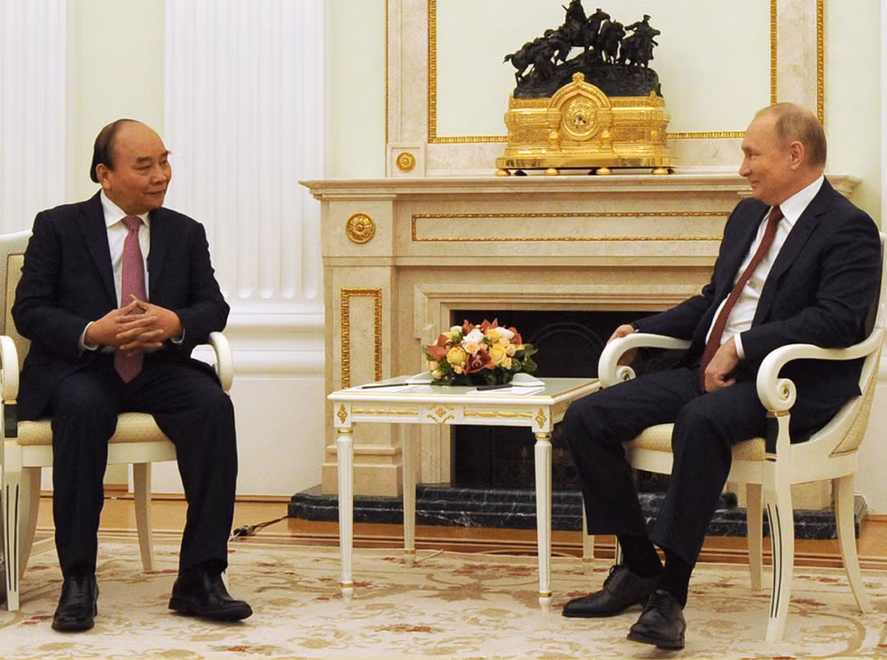 President’s visits to Switzerland, Russia help boost renovation, strategic trust ảnh 2