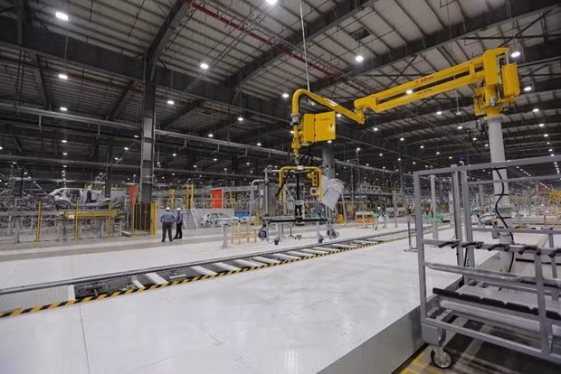 Industrial production shows positive outlook ảnh 1