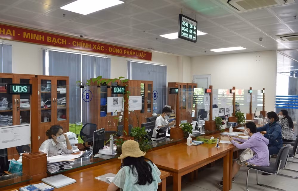 VSS moves to guarantee rights of policyholders at time of COVID-19 ảnh 1