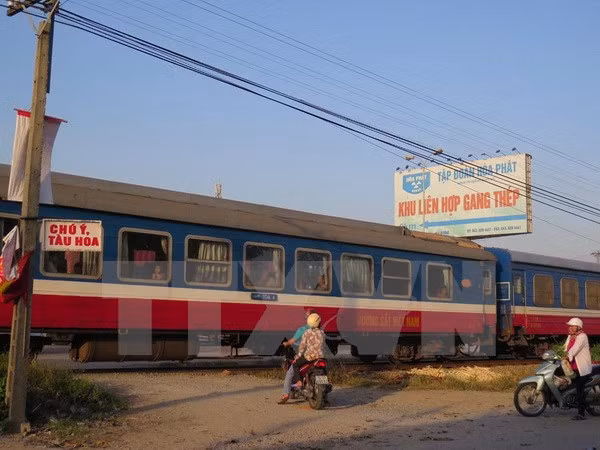 Over 900,000 travel by train during Lunar New Year festival ảnh 1 Over 900,000 travel by train during Lunar New Year festival ảnh 1