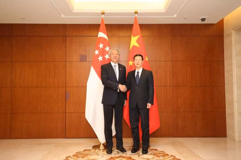 Singapore, China boost bilateral ties ảnh 1