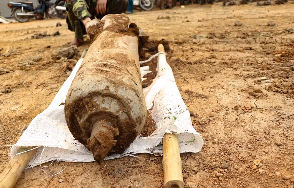 100kg bomb deactivated in Dien Bien ảnh 1