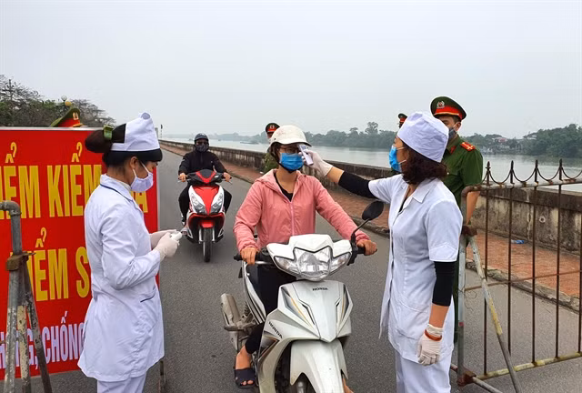 PM allows exports of medical face masks ảnh 1