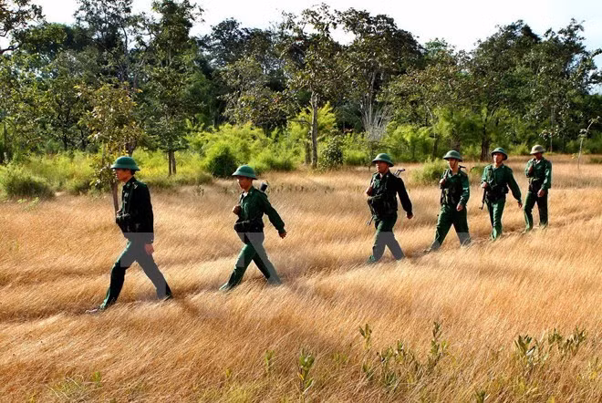 Border protection mission tasked to southwest localities ảnh 1