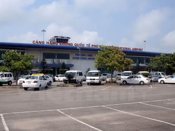 Airlines helped to open new routes to Hue ảnh 1