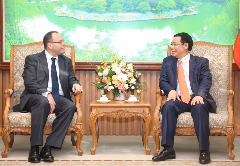Vietnam to develop multi-tiered social security system: Deputy PM ảnh 1