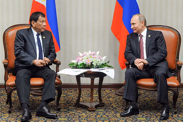 Philippines, Russia eye stronger defence links ảnh 1