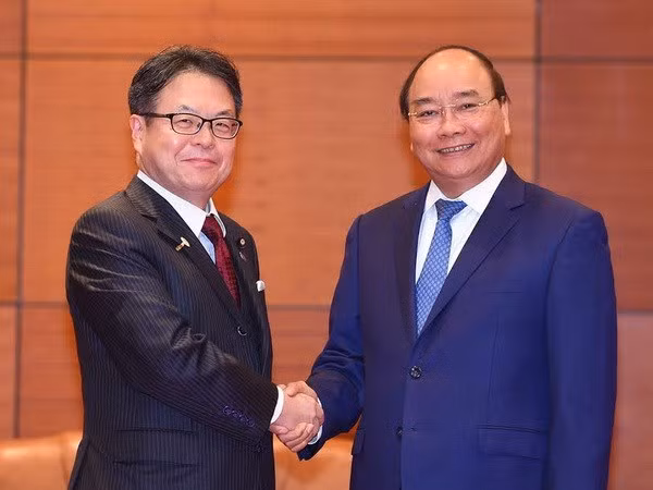 Prime Minister greets Japanese trade minister ảnh 1 Prime Minister greets Japanese trade minister ảnh 1