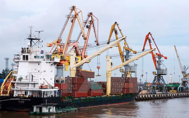 Laos speeds up implementation of seaport agreement with Vietnam ảnh 1