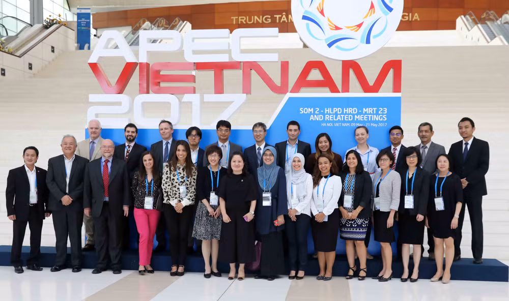 APEC committee appraises trade, investment issues in Hanoi ảnh 1